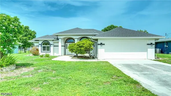3902 SE 13th Avenue, Cape Coral, FL 33904
