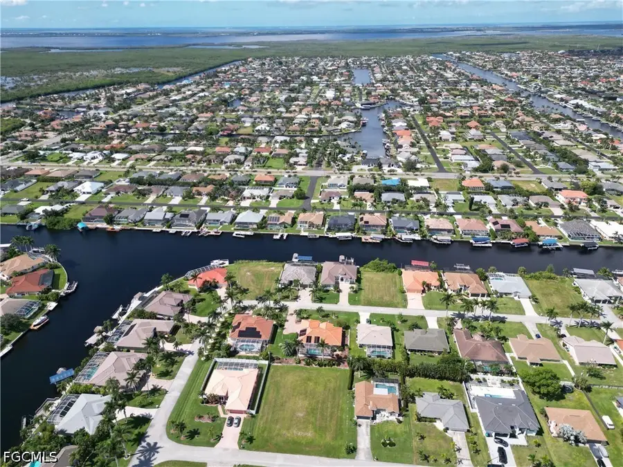 5304 SW 19th Place, Cape Coral, FL 33914 - #3