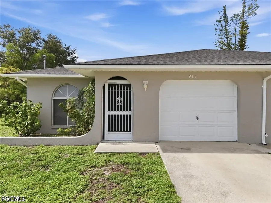 603 SE 7th Street, Cape Coral, FL 33990 - #2