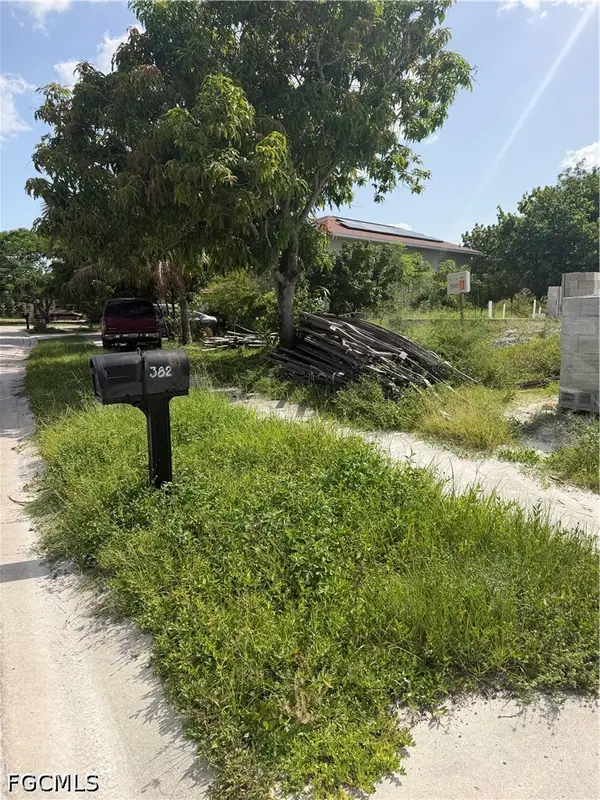 382 Melody Court, Fort Myers, FL 33916