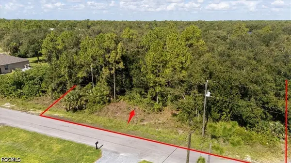 1511 Calvin Avenue, Lehigh Acres, FL 33972