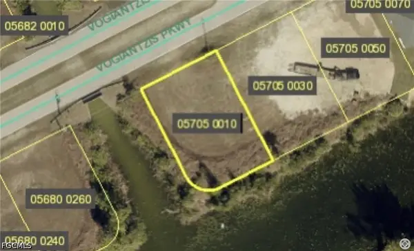 860 Vogiantzis Parkway, Cape Coral, FL 33909