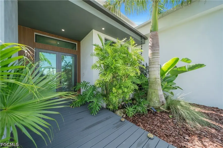 3801 SW 17th Place, Cape Coral, FL 33914 - #3
