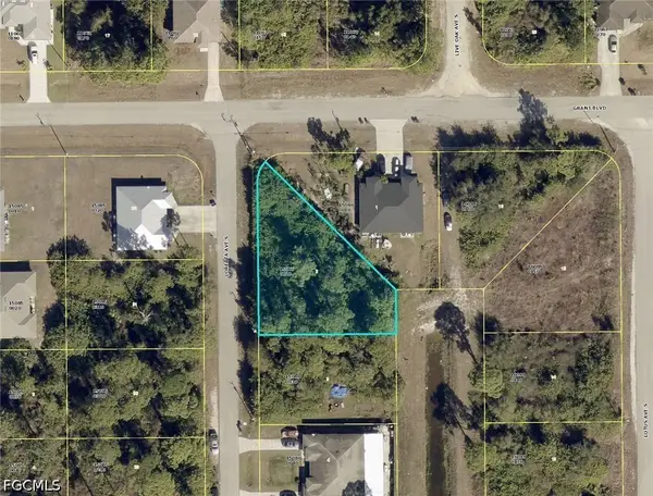 439 Loretta Avenue S, Lehigh Acres, FL 33974
