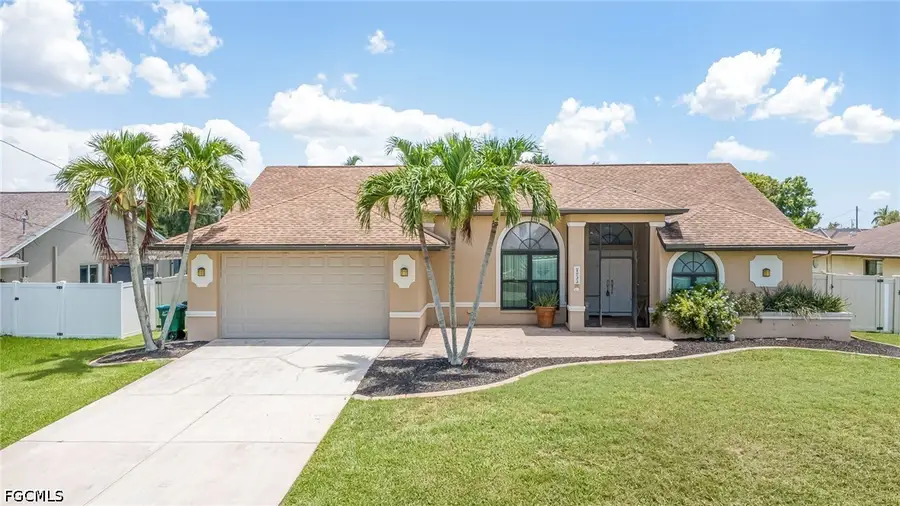 1722 SE 2nd Street, Cape Coral, FL 33990 - #2