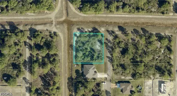 4609 Laura Avenue N, Lehigh Acres, FL 33971
