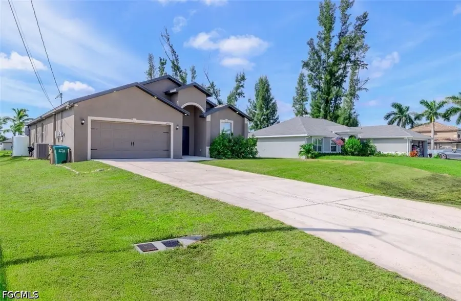 2902 NW 10th Terrace, Cape Coral, FL 33993 - #3
