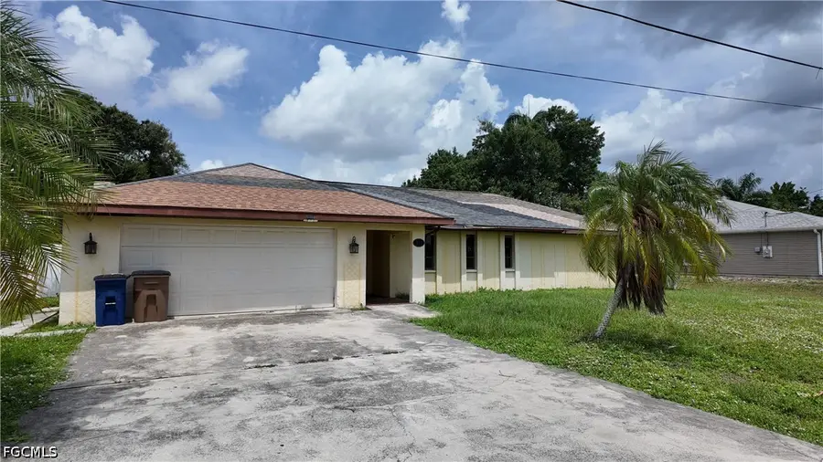 311 Oklahoma Avenue, Fort Myers, FL 33905 - #2