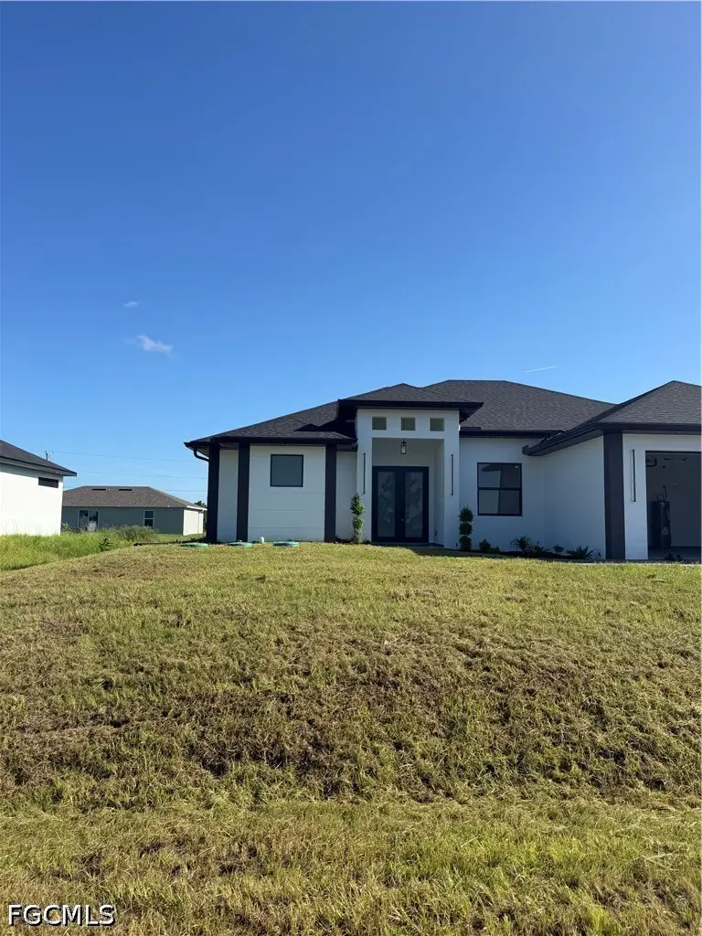 869 Christy Street E, Lehigh Acres, FL 33974 - #2