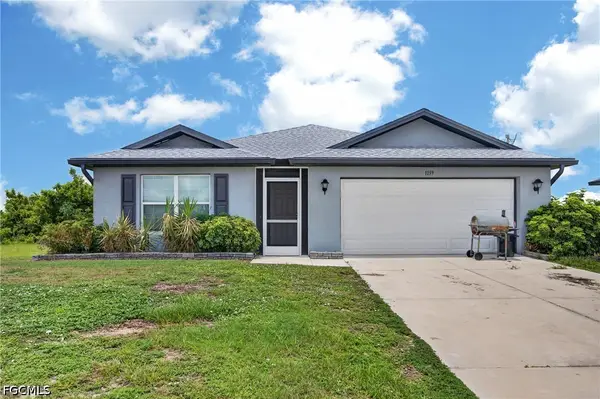 1139 NW 14th Terrace, Cape Coral, FL 33993