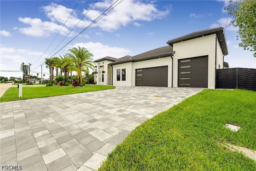 455 SE 17th Avenue, Cape Coral, FL 33990 - #3