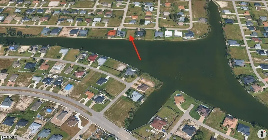 424 NE 9th Street, Cape Coral, FL 33909 - #2