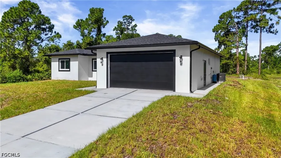 828 Genoa Avenue S, Lehigh Acres, FL 33974 - #3