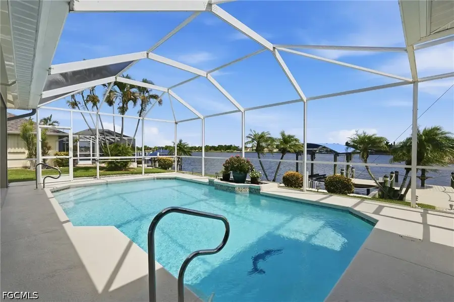 413 SE 6th Street, Cape Coral, FL 33990 - #2