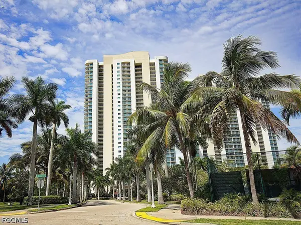 3000 Oasis Grand Boulevard #505, Fort Myers, FL 33916