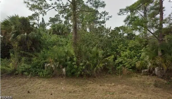 2321 Moore Avenue, Alva, FL 33920