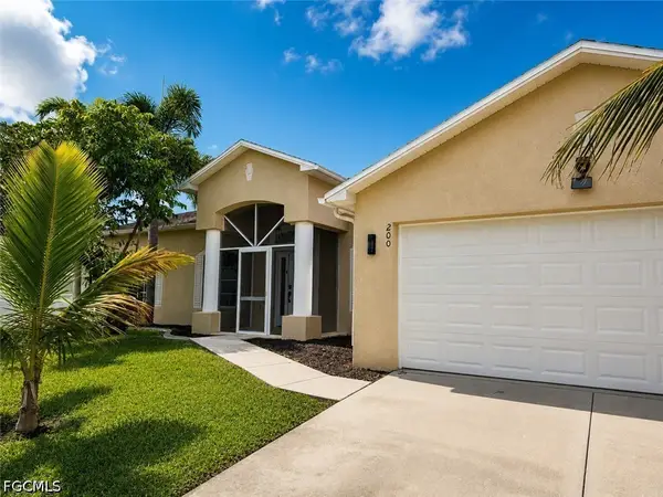 200 NW 7th Terrace, Cape Coral, FL 33993