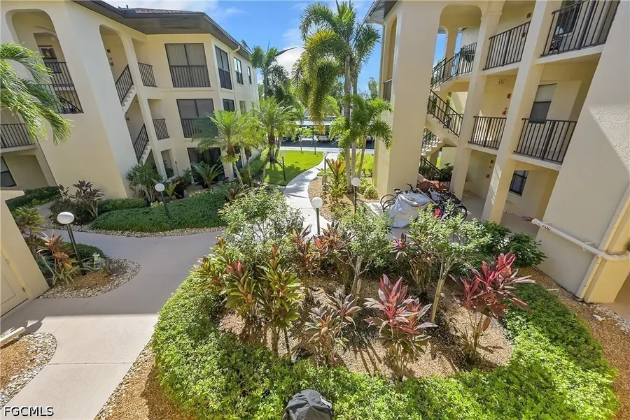 8474 Charter Club Circle #13, Fort Myers, FL 33919 - #3