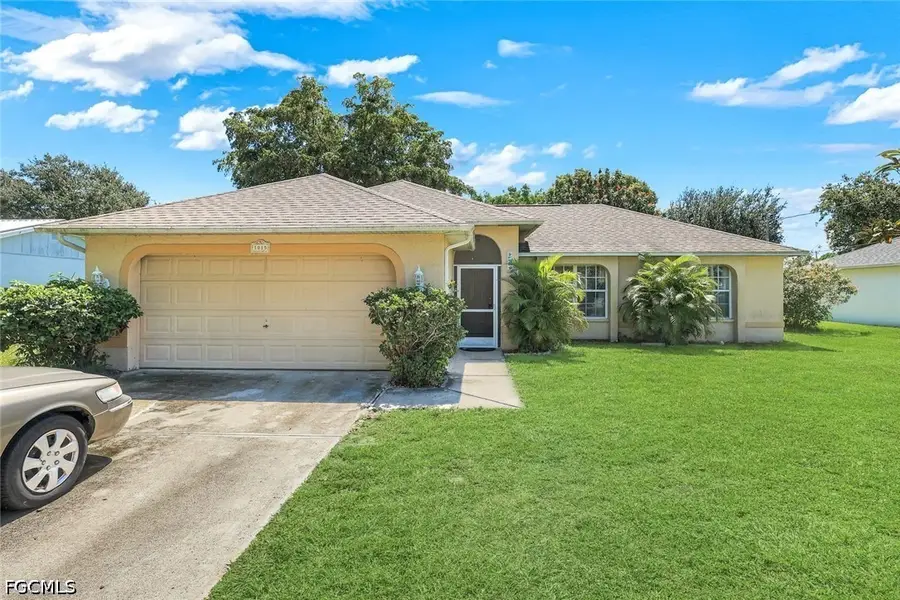 1015 SE 4th Place, Cape Coral, FL 33990 - #2