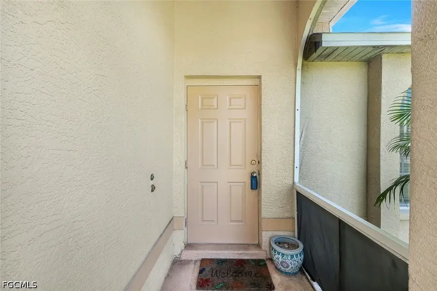 1015 SE 4th Place, Cape Coral, FL 33990 - #3