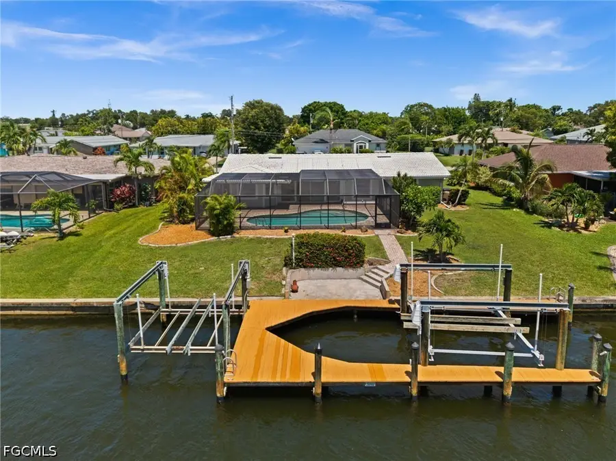 4102 SE 1st Place, Cape Coral, FL 33904 - #2