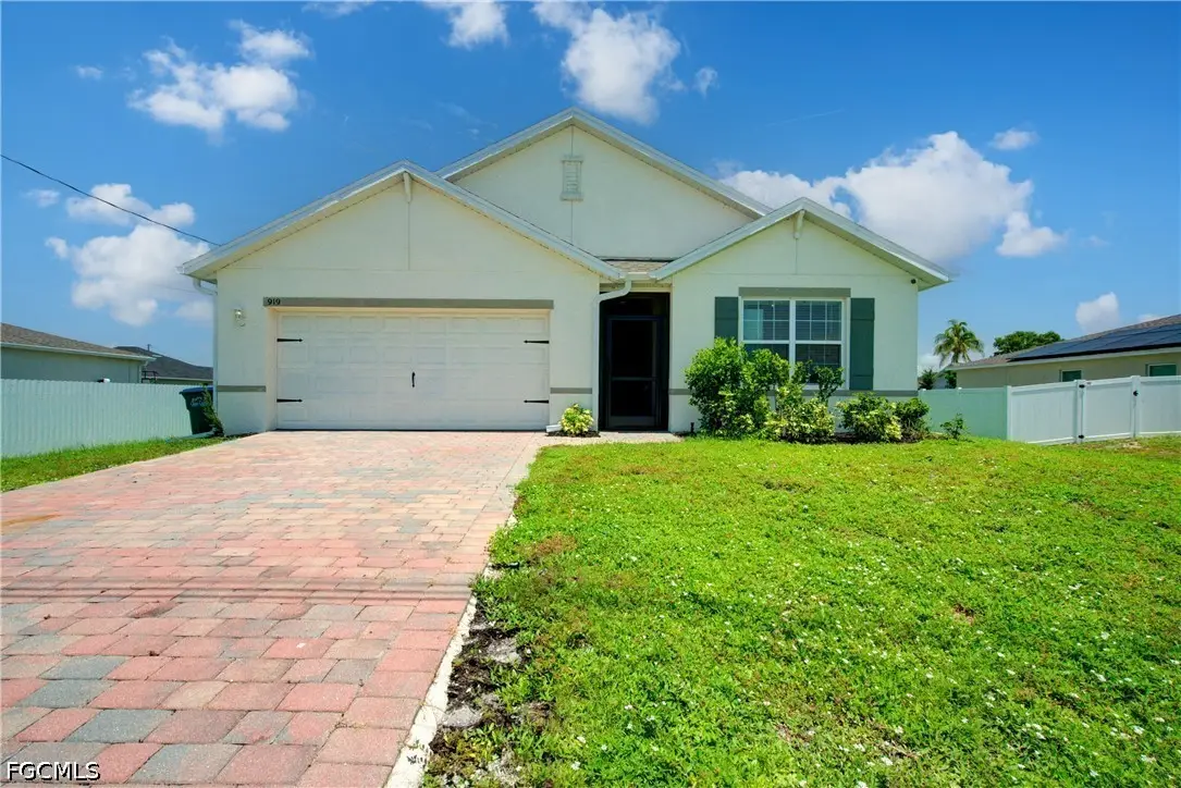 919 NE 11th Street, Cape Coral, FL 33909 - #1