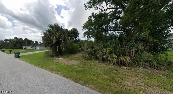 16427 Strauss Avenue, Port Charlotte, FL 33954