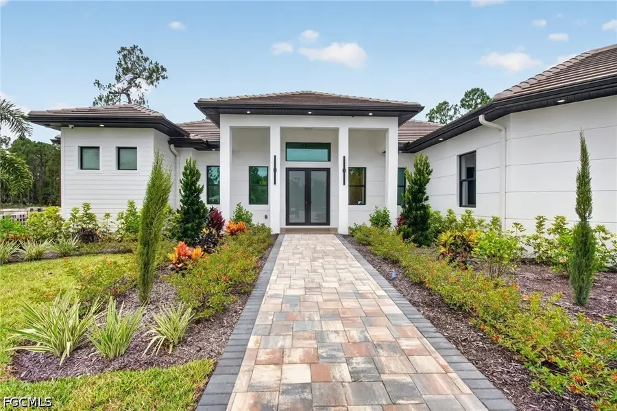 453 25th Street Sw, Naples, FL 34117 - #3