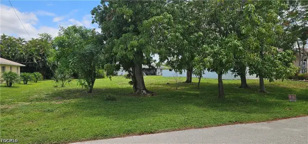 502 SE 17th Terrace, Cape Coral, FL 33990