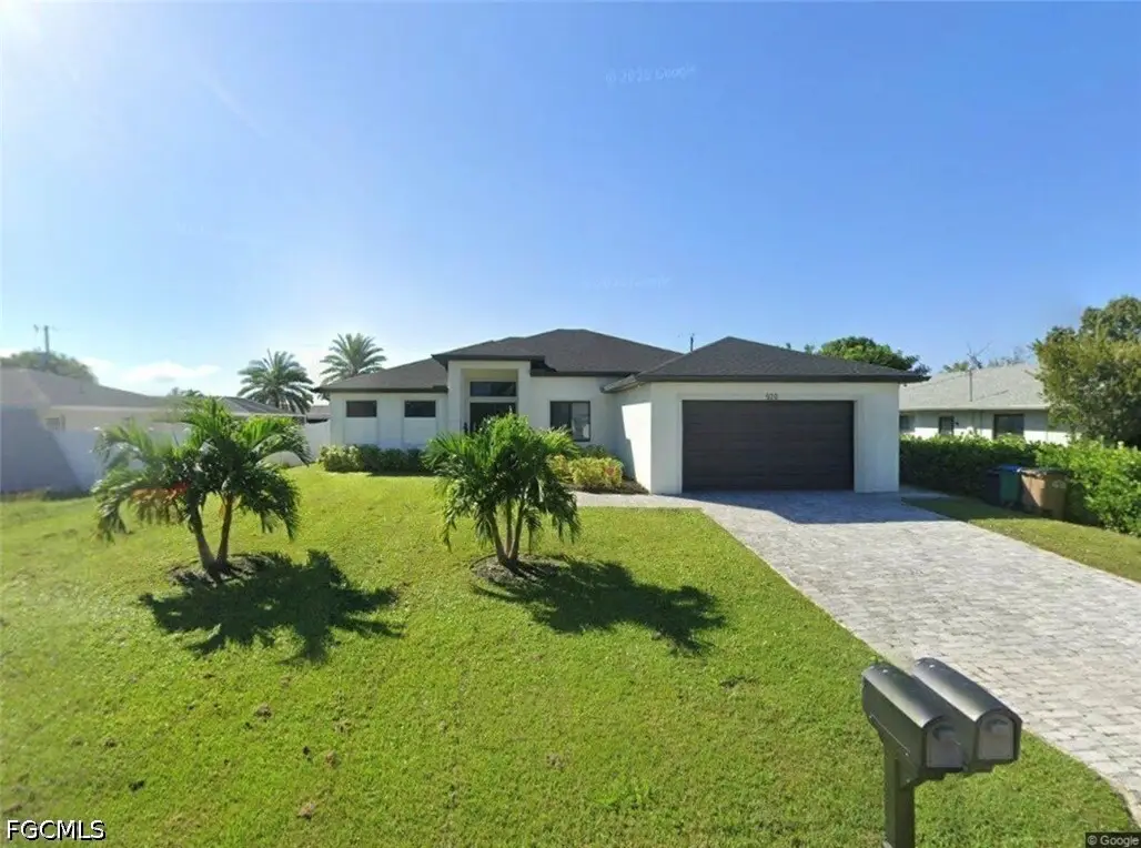 920 SE 15th Terrace, Cape Coral, FL 33990 - #1