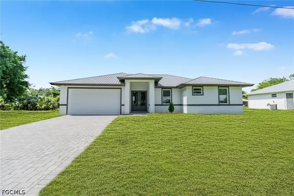 335 4th Avenue, Labelle, FL 33935
