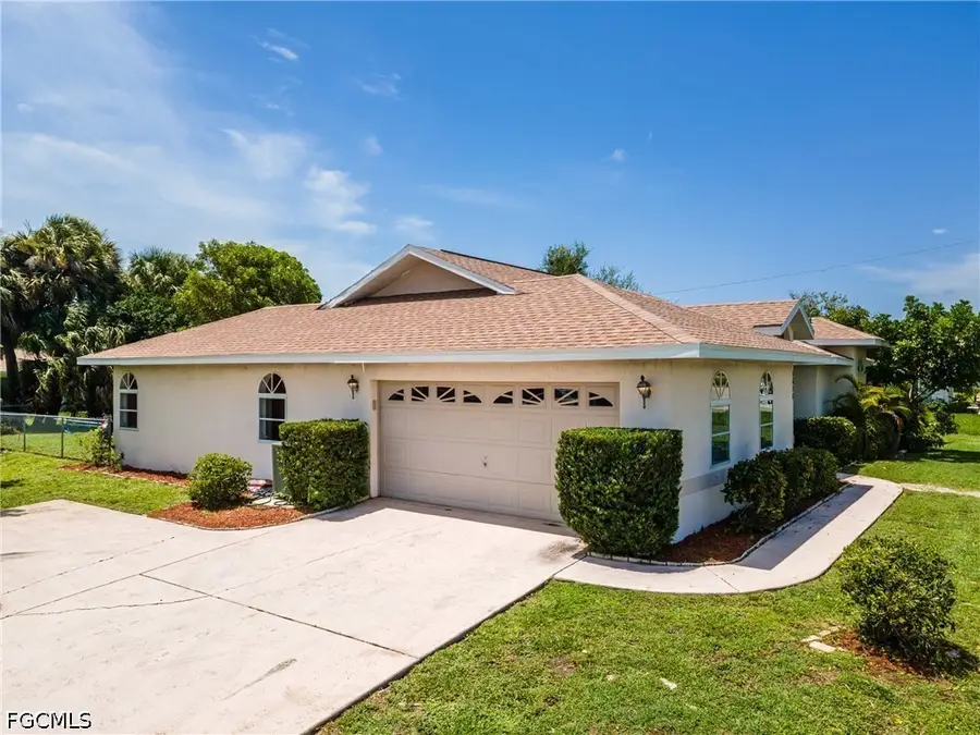 3606 Country Club Boulevard, Cape Coral, FL 33904 - #2