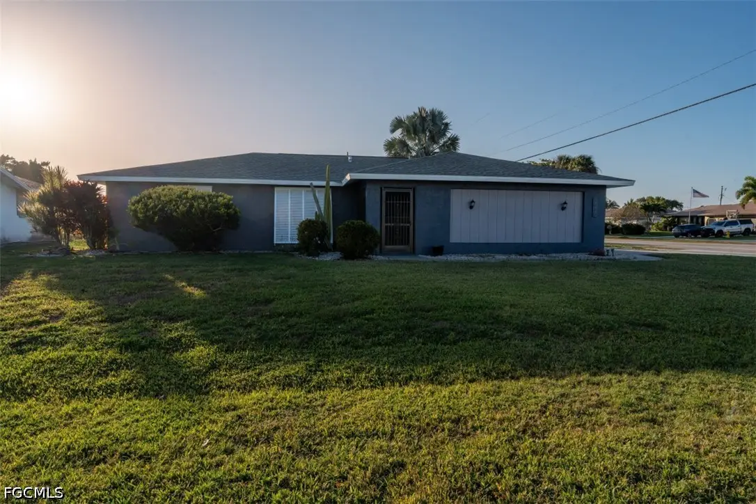 3616 SE 8th Avenue, Cape Coral, FL 33904 - #1