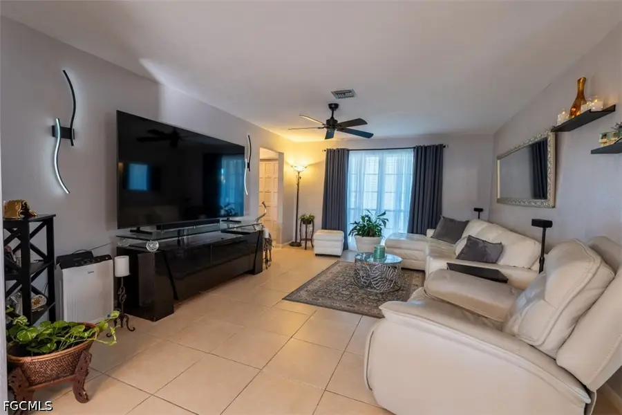 3616 SE 8th Avenue, Cape Coral, FL 33904 - #3
