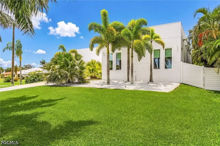 914 Dolphin Drive, Cape Coral, FL 33904 - #2