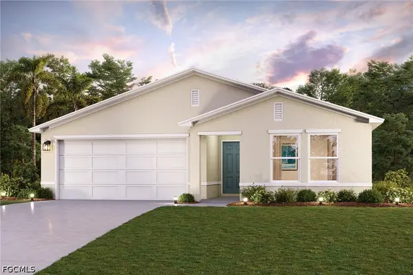 910 Avery Street S, Lehigh Acres, FL 33974
