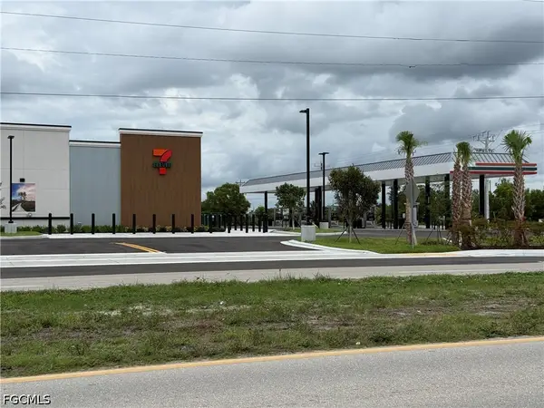 1500 Diplomat Parkway W, Cape Coral, FL 33993