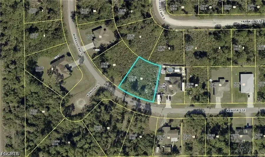 905 Kanuga Street E, Lehigh Acres, FL 33974 - #2