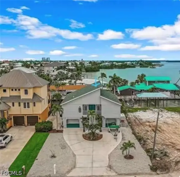 261 Egret Street, Fort Myers Beach, FL 33931
