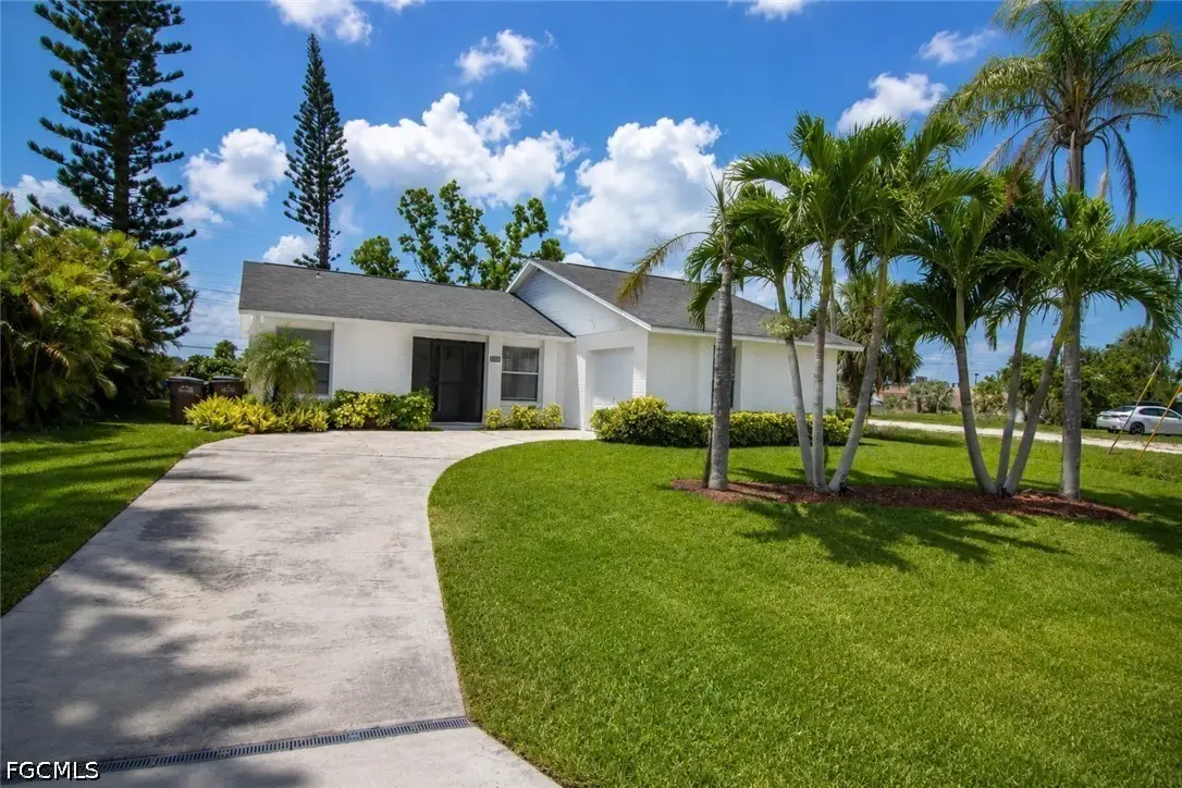 1913 SE 15th Place, Cape Coral, FL 33990 - #1