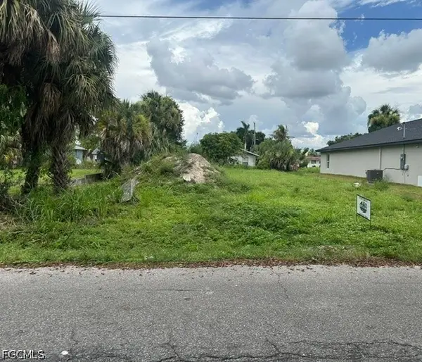 2143 Davis Street, Fort Myers, FL 33916