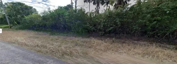1142 Cumming Street E, Lehigh Acres, FL 33974