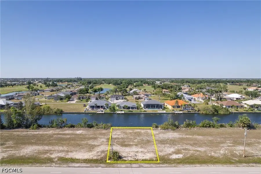 2825 Diplomat Parkway W, Cape Coral, FL 33993 - #2