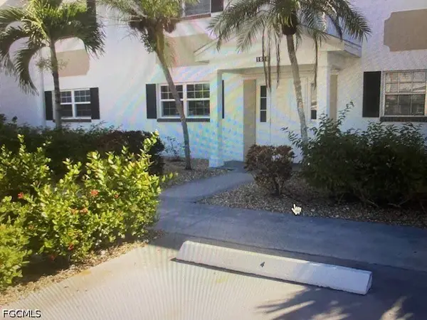 1518 Edgewater Circle #2A, Fort Myers, FL 33919