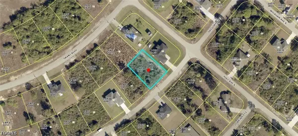 943 Gregory Street E, Lehigh Acres, FL 33974