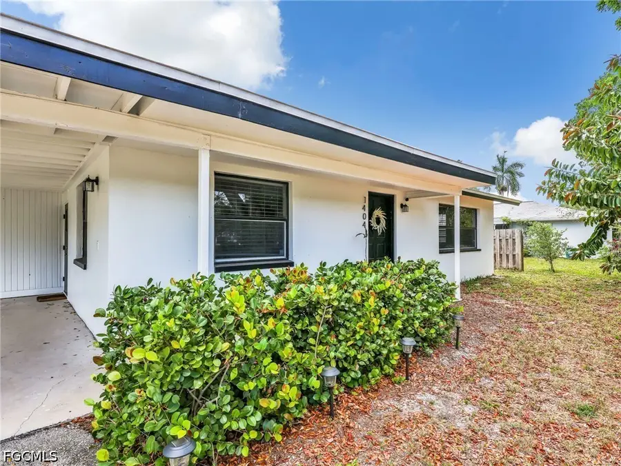 1404 Santa Barbara Avenue, Fort Myers, FL 33901 - #2