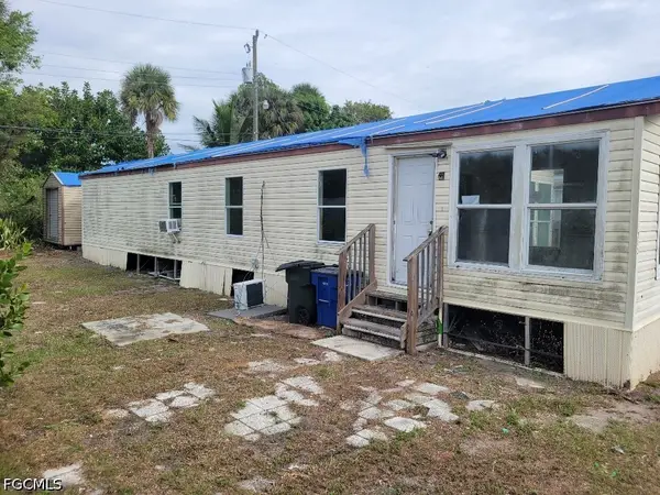 12040 Live Oak Drive, Fort Myers, FL 33908