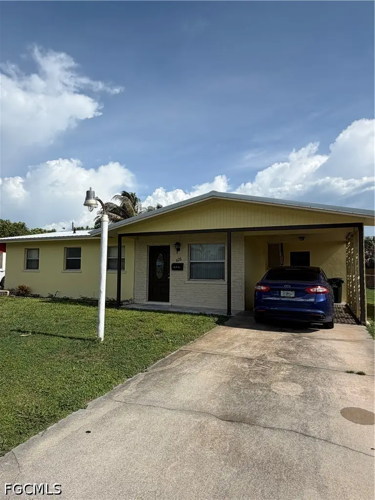 428 W Alverdez Avenue, Clewiston, FL 33440 - #3