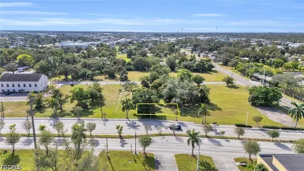 2726 Dr Martin Luther King Jr Boulevard, Fort Myers, FL 33916