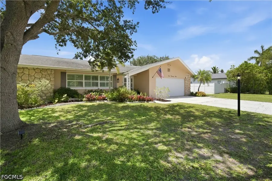 1024 El Mar Avenue, Fort Myers, FL 33919 - #2